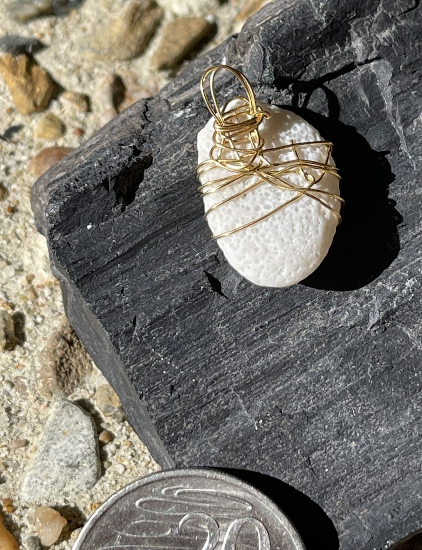 White Serene Sparkle Pendant – A Rare and Tranquil Treasure