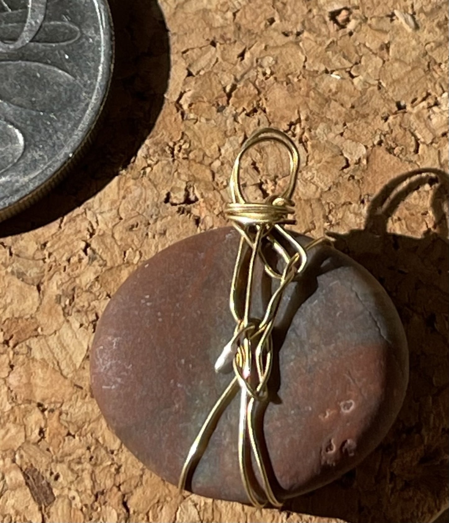 Maroon Grey Pendant – Earthy Elegance