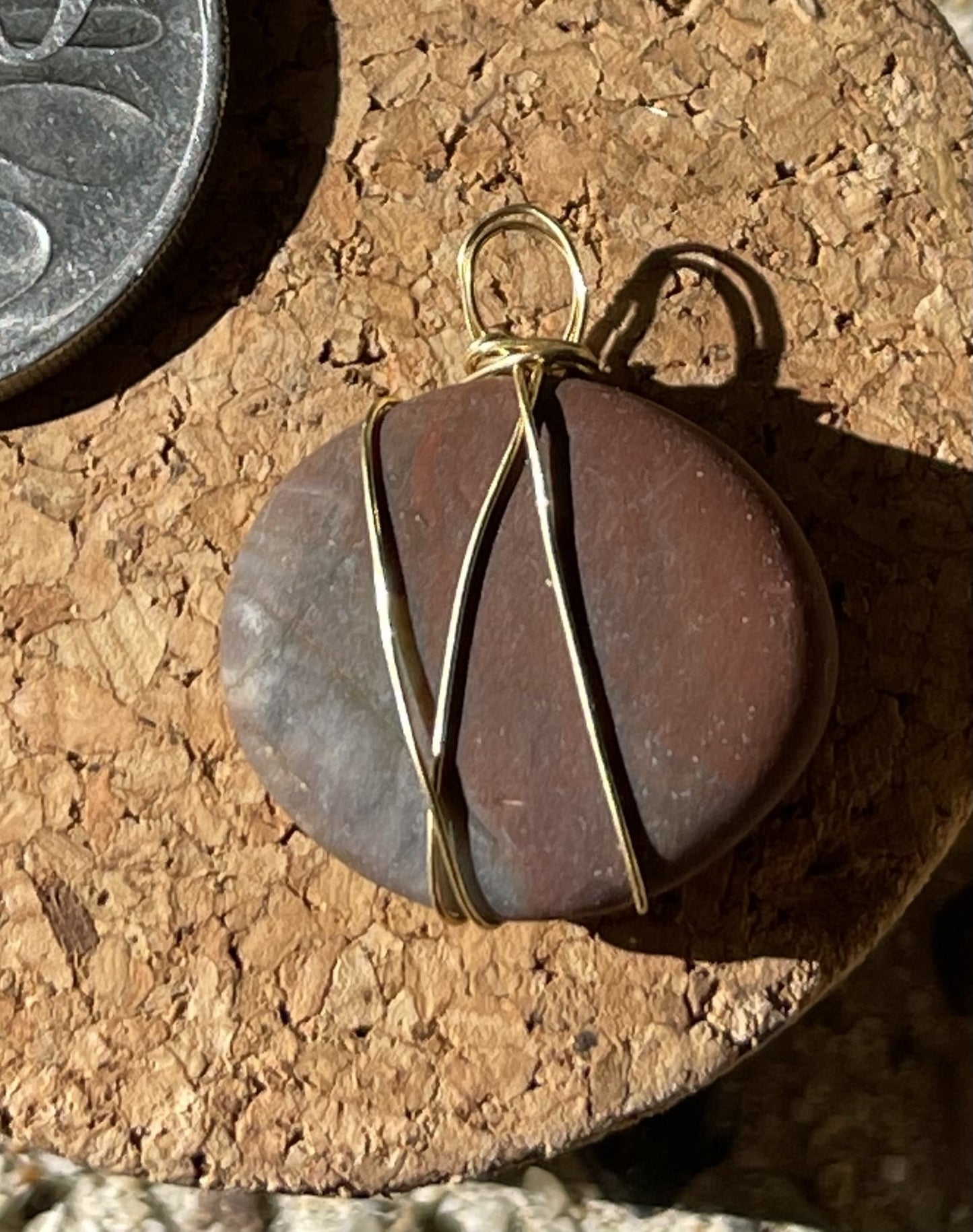 Maroon Grey Pendant – Earthy Elegance