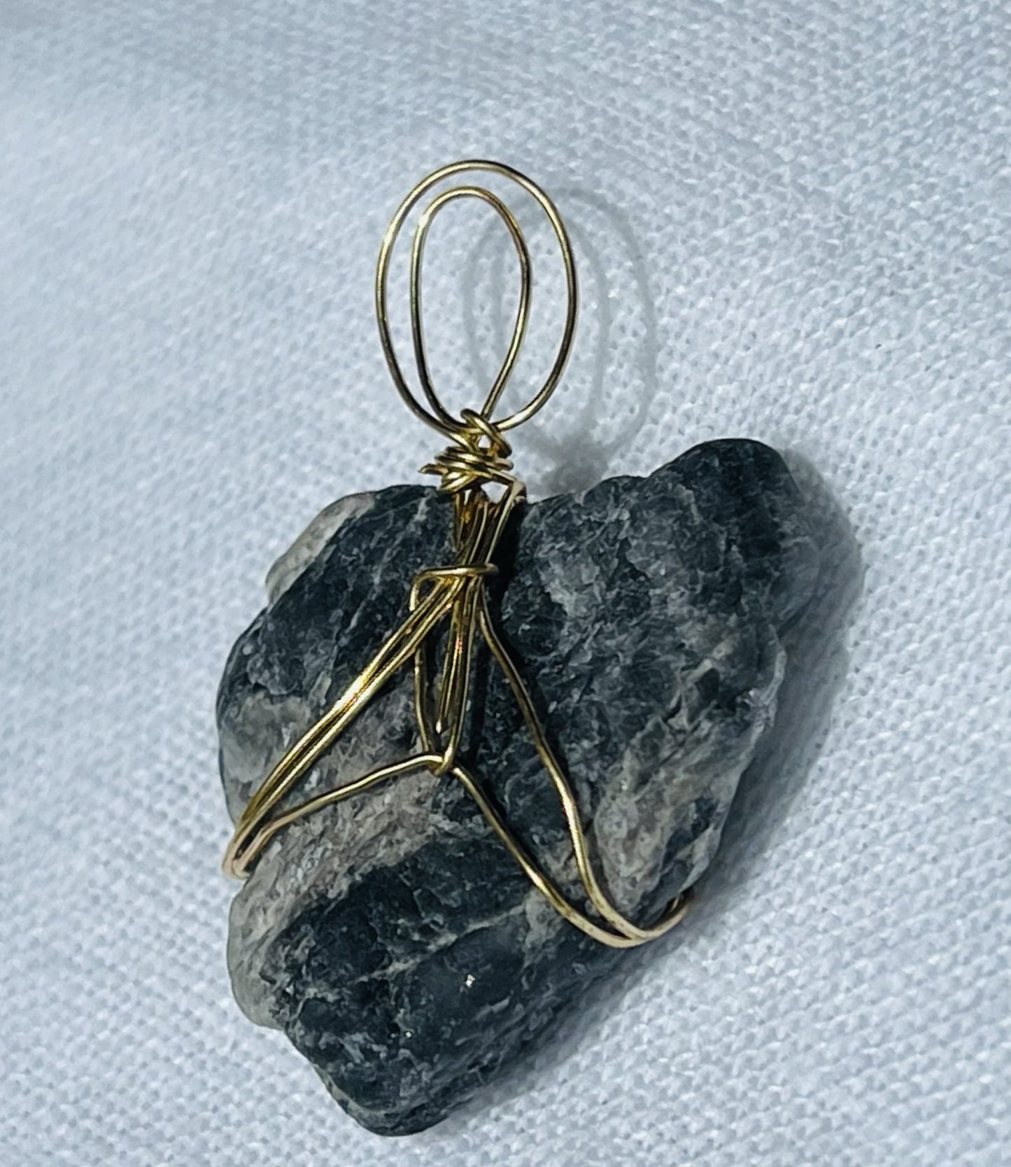 Navy - Light Grey Love-heart Wise Rock