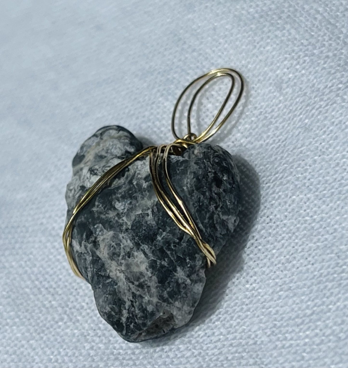 Navy - Light Grey Love-heart Wise Rock