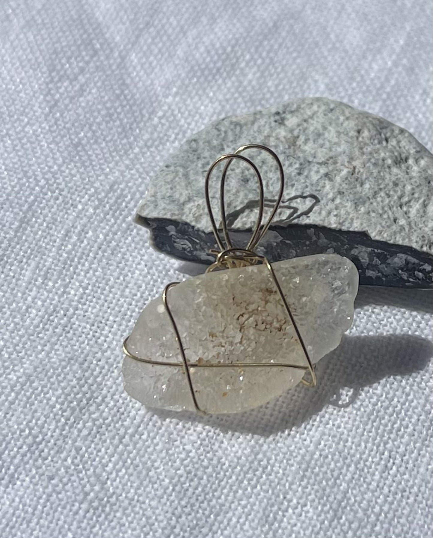 Exceptional geode pendant with intricate sparkling details