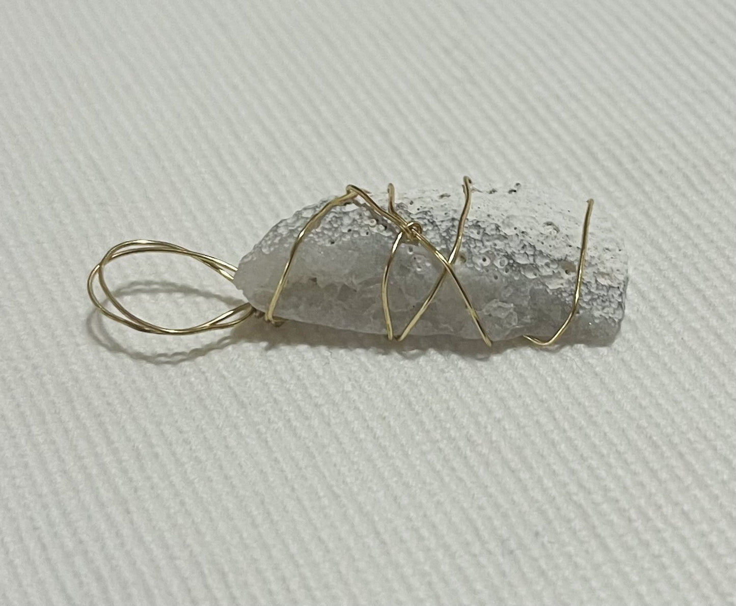 Cosmic Sparkling Pendant – A Treasure Beyond Earth