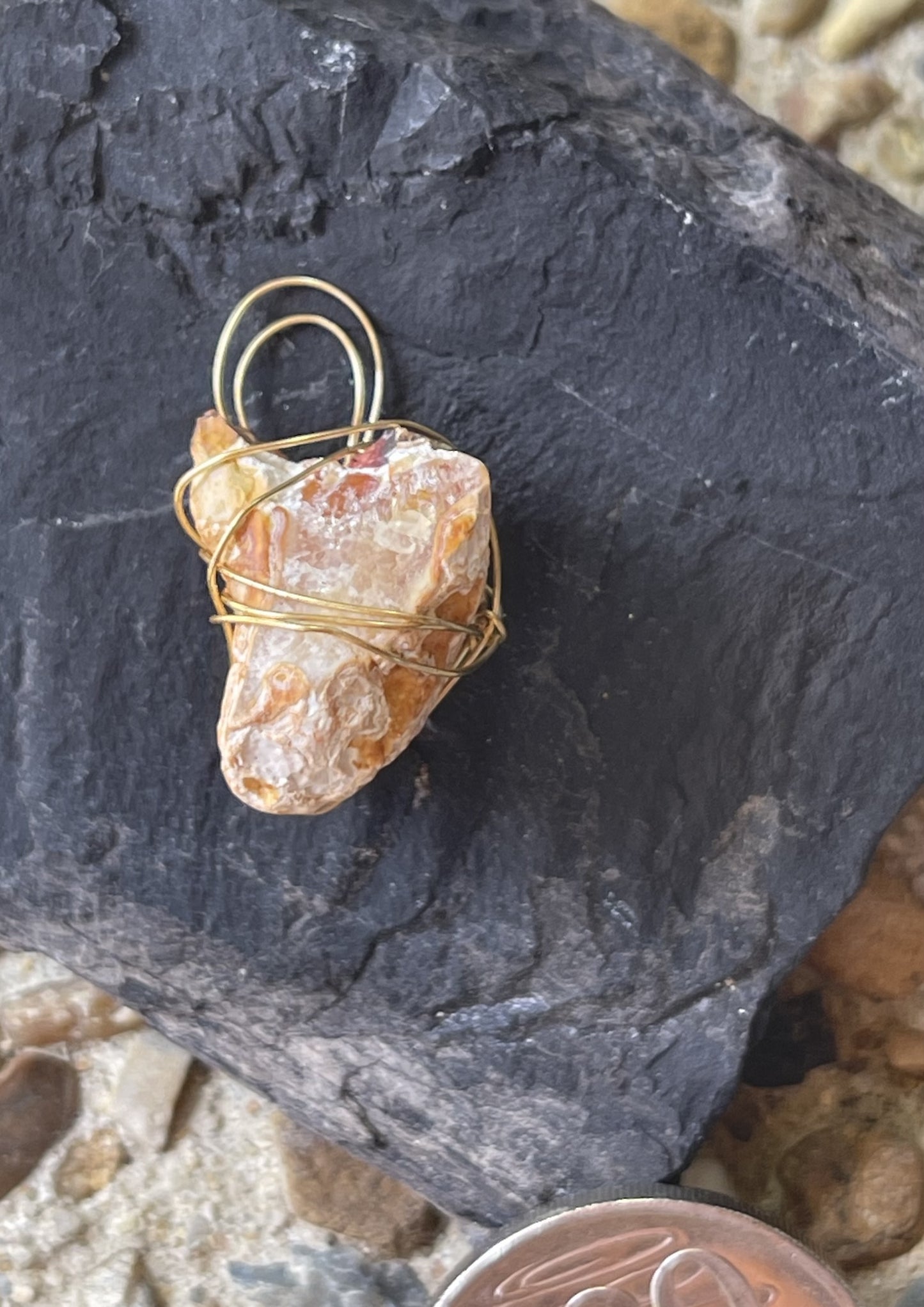 Honey Rock Pendant – Warmth and Wonder