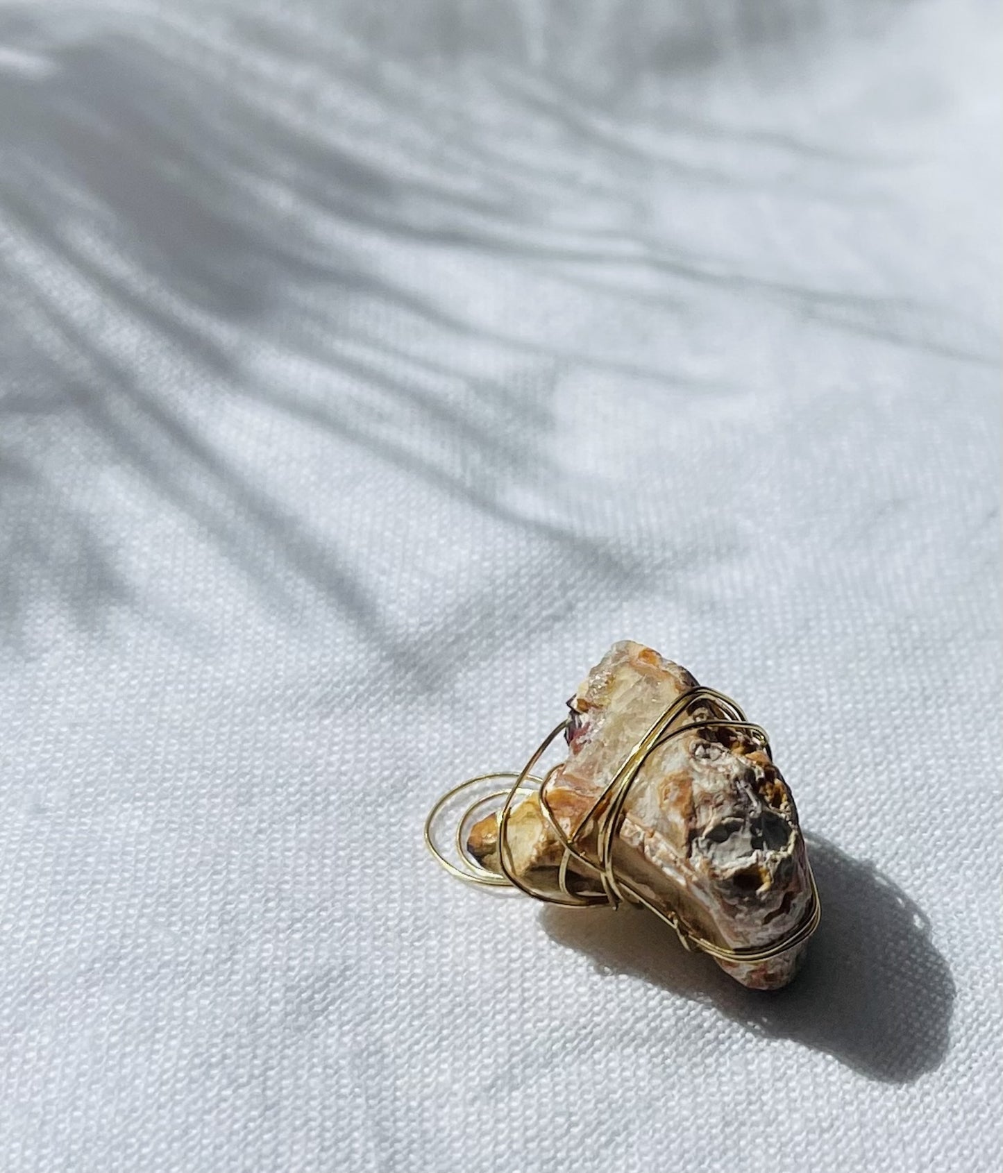 Honey Rock Pendant – Warmth and Wonder
