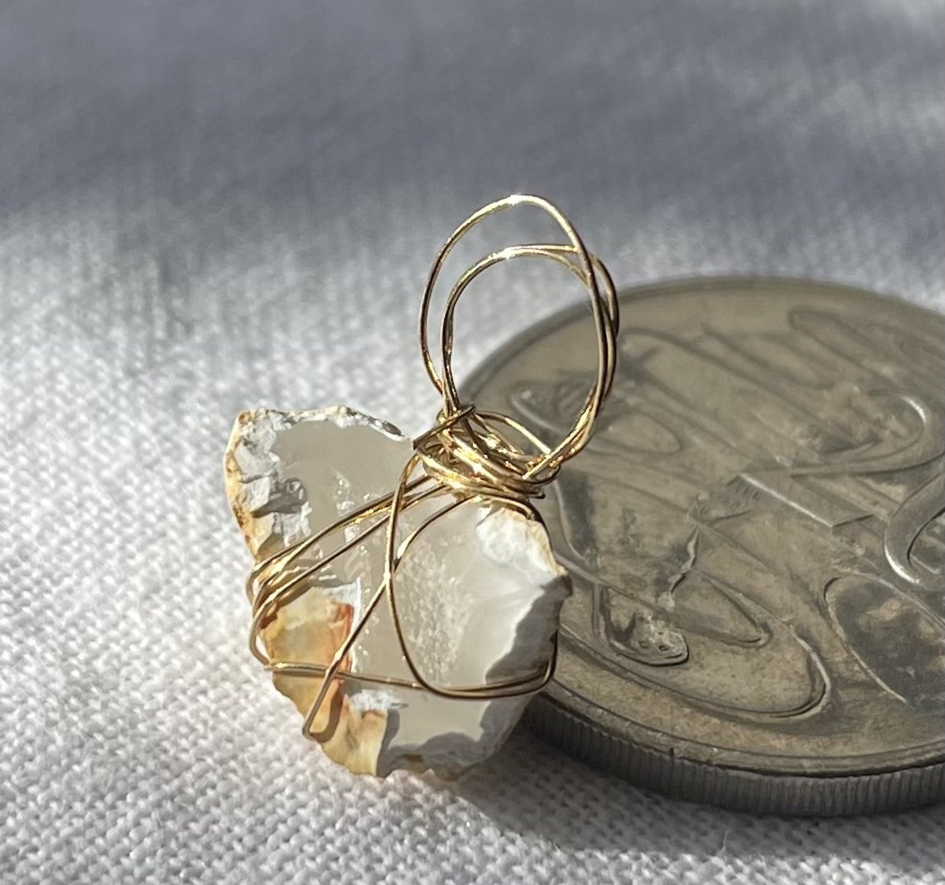 Small trinket with brilliant sparkles and a charming design